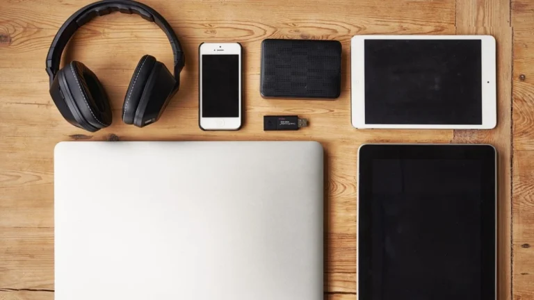 This Week’s Top Gadget Launches | Samsung Galaxy M17, Sony RX1R III, and More