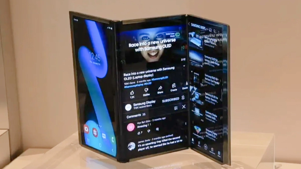 Samsung tri-fold smartphone